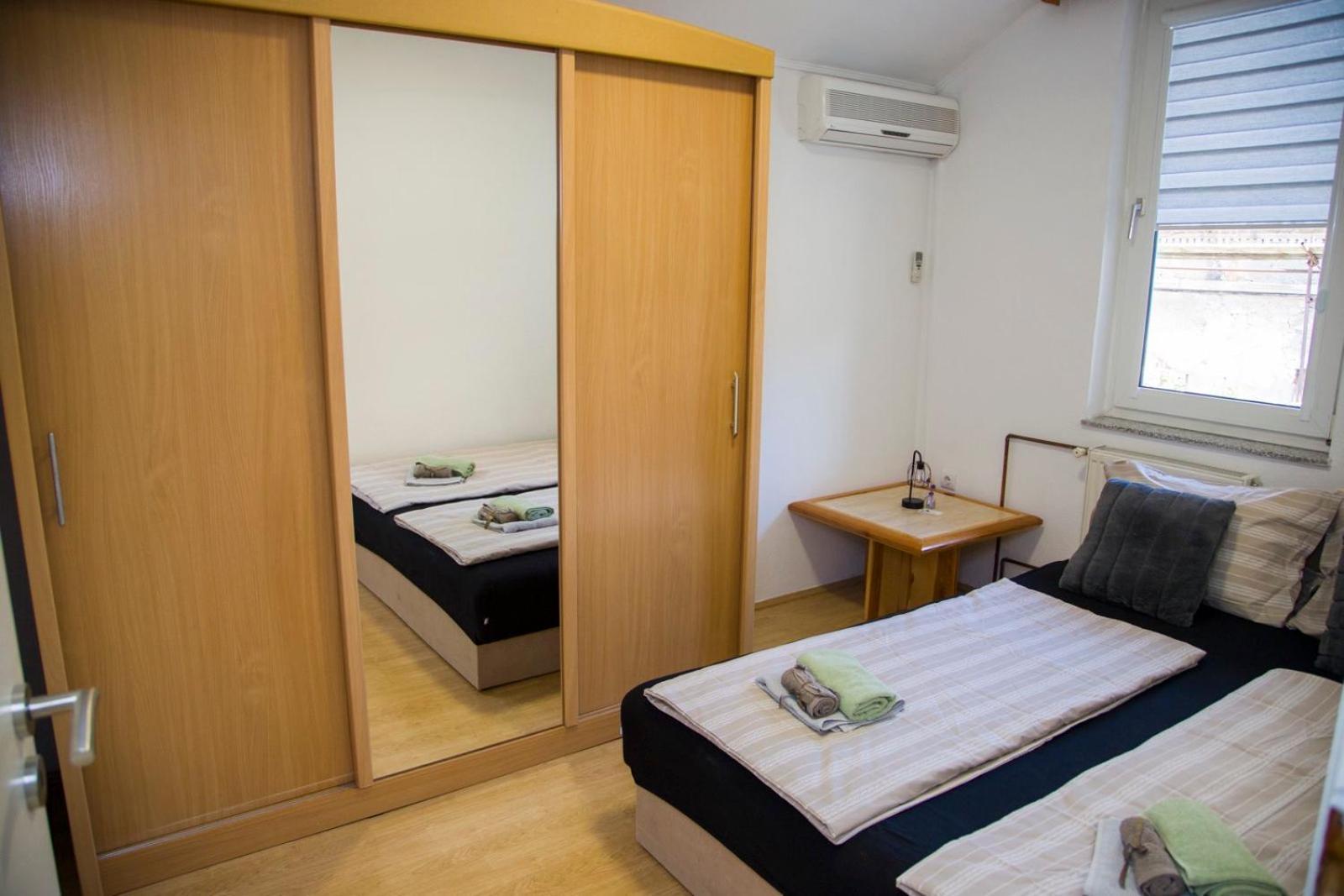 Apartman Puente Viejo Мостар Экстерьер фото